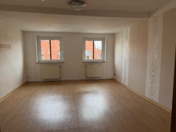 3 Zimmerwohnung in schöner Wohnlage, 04552 Borna, Etagenwohnung